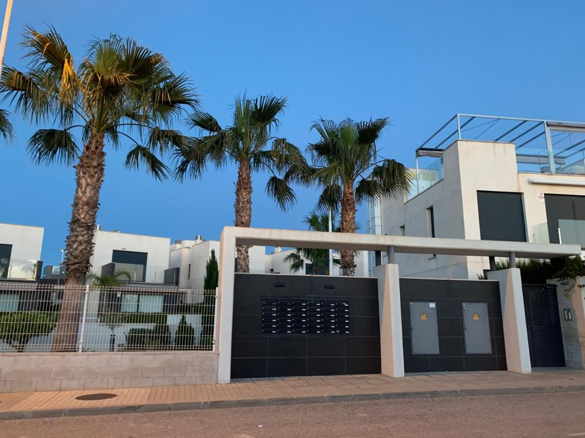 Punta Prima Villa 3 Bedrooms And Solarium Sea View トレビエハ エクステリア 写真