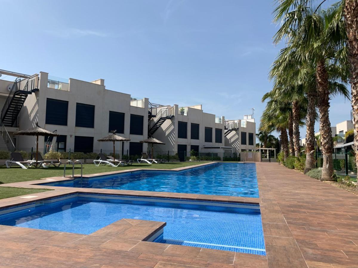 Punta Prima Villa 3 Bedrooms And Solarium Sea View トレビエハ エクステリア 写真