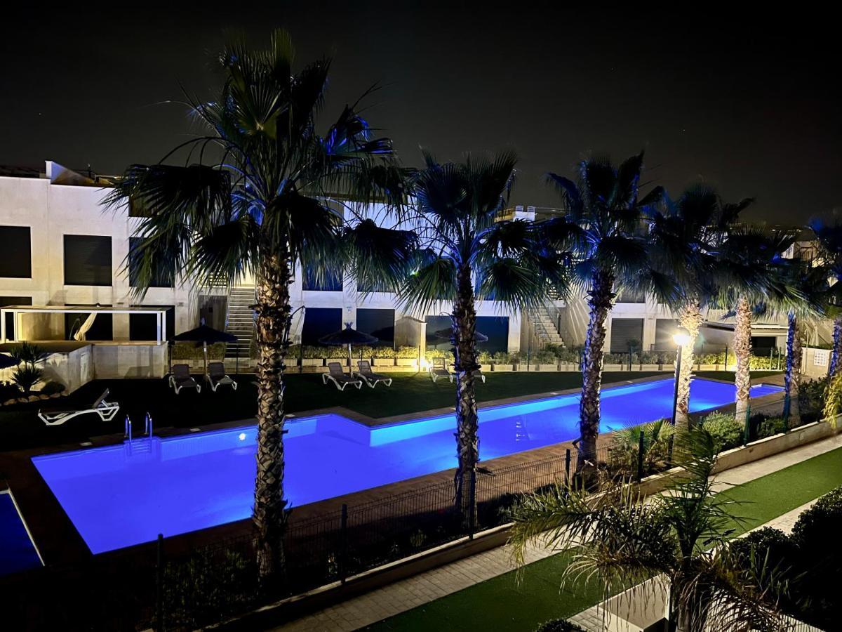 Punta Prima Villa 3 Bedrooms And Solarium Sea View トレビエハ エクステリア 写真