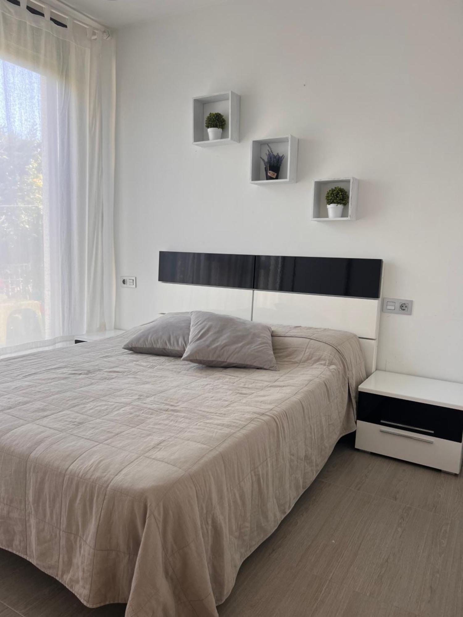 Punta Prima Villa 3 Bedrooms And Solarium Sea View トレビエハ エクステリア 写真
